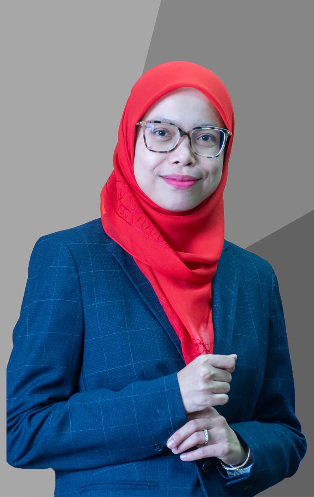Dr. Nur Nadia Adjrina Kamarruddin